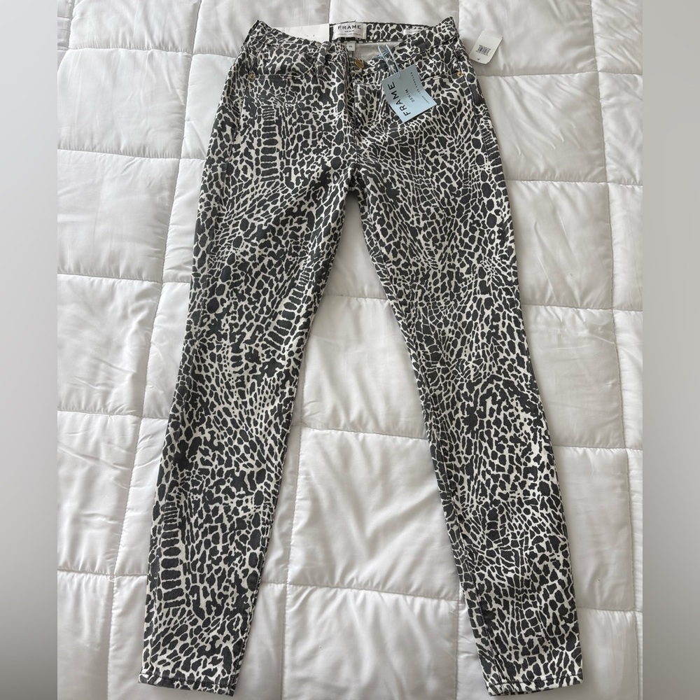 Frame denim NWT skinny jeans